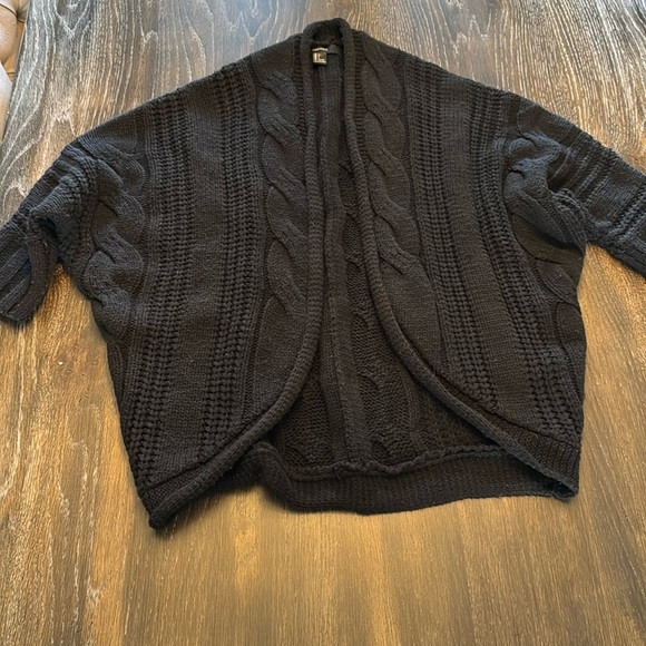 🟣 BLACK SWEATER CARDIGAN SIZE LARGE - Picture 1 of 3